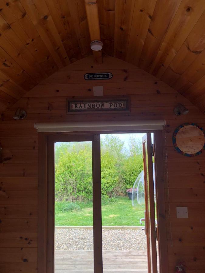 The Rainbow Pod Villa Milltown Malbay Eksteriør bilde