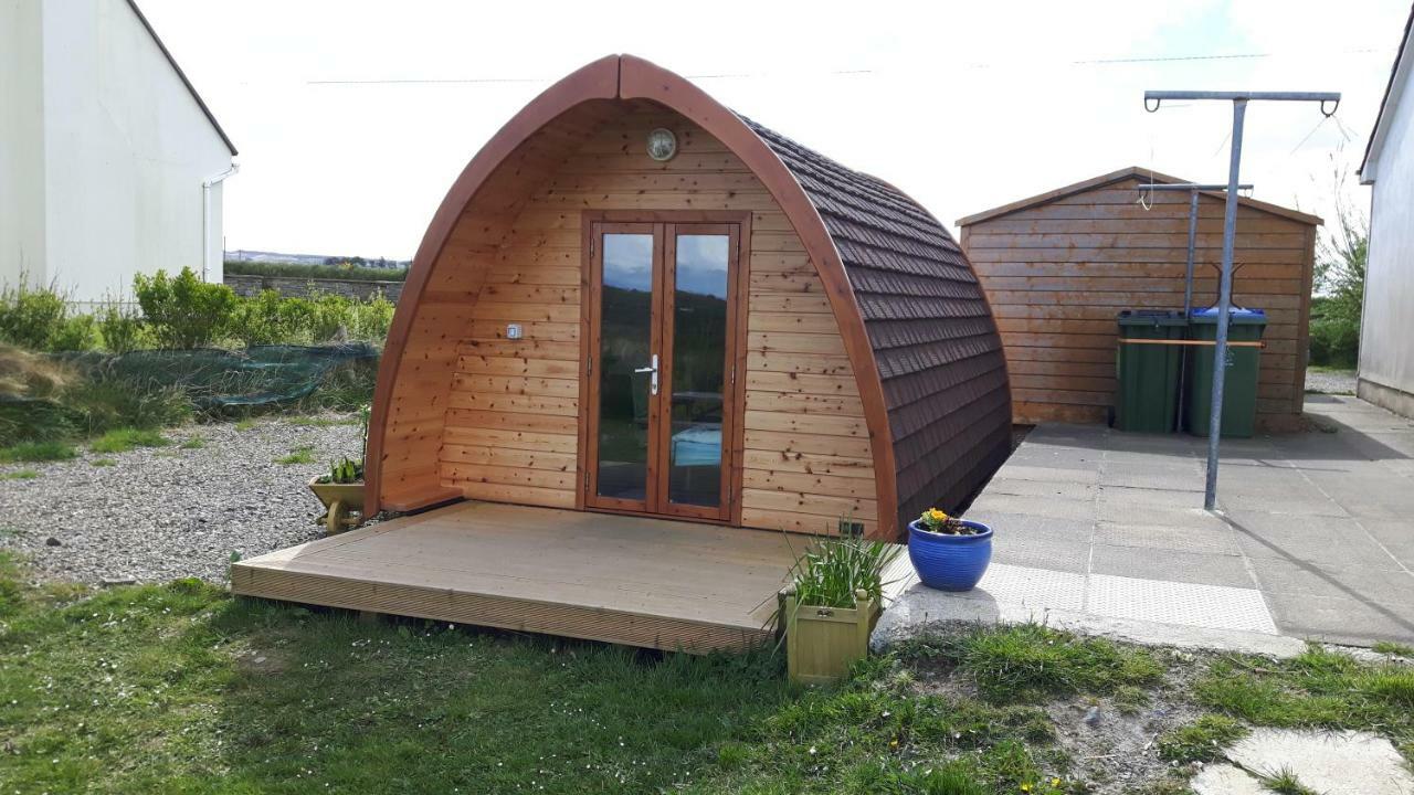 The Rainbow Pod Villa Milltown Malbay Eksteriør bilde